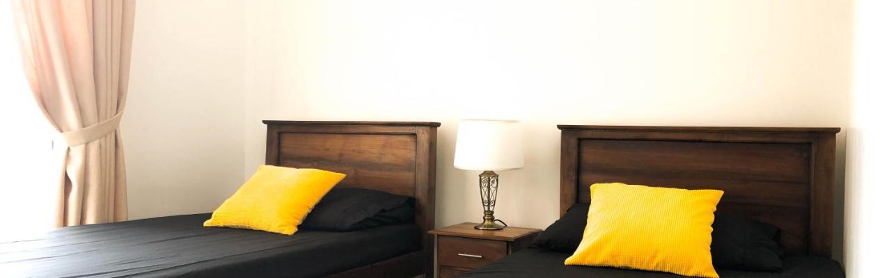 City Tower, Luxury 2 Two Bed Seaview Apartment Colombo Dehiwala-Mount Lavinia Eksteriør bilde