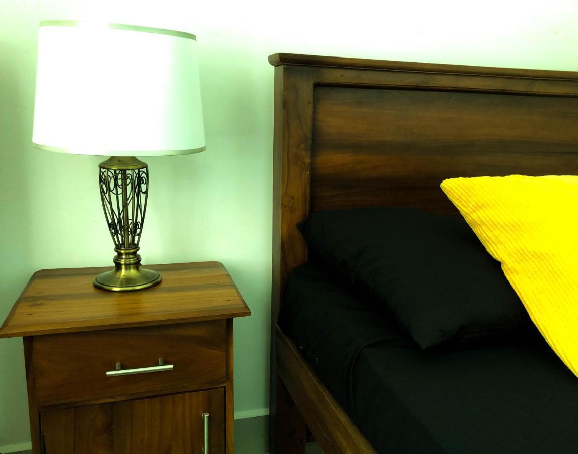 City Tower, Luxury 2 Two Bed Seaview Apartment Colombo Dehiwala-Mount Lavinia Eksteriør bilde